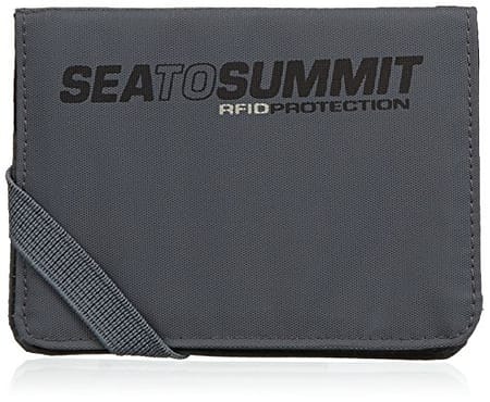 Sea to Summit Travelling Light Card Holder RFID 1